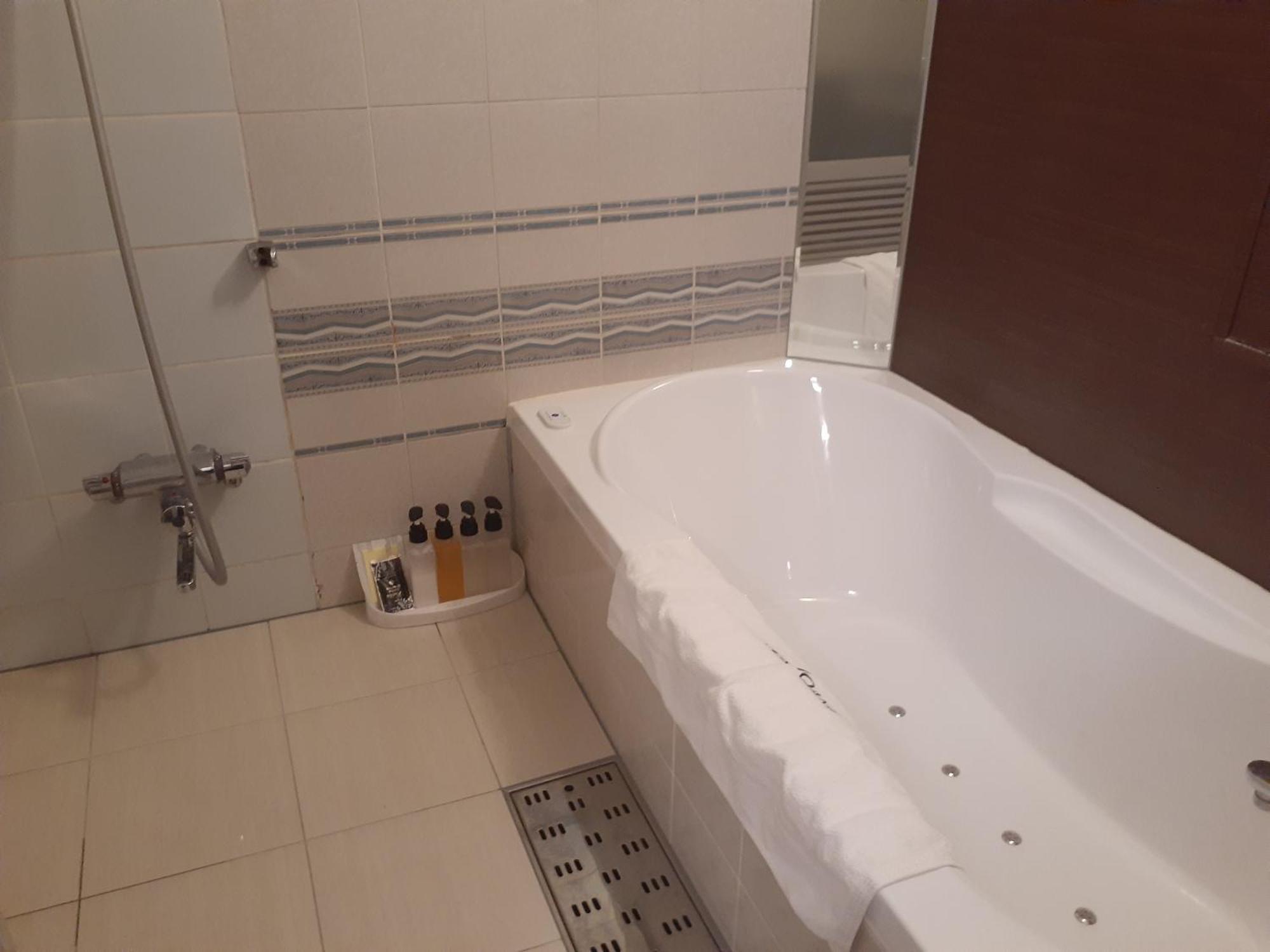 Hotel Moana Otsuka (Adults Only) Токио Екстериор снимка